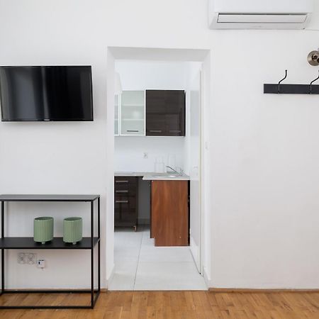 Studio Apartment With Ac - Dluga 65 Krakow Dış mekan fotoğraf