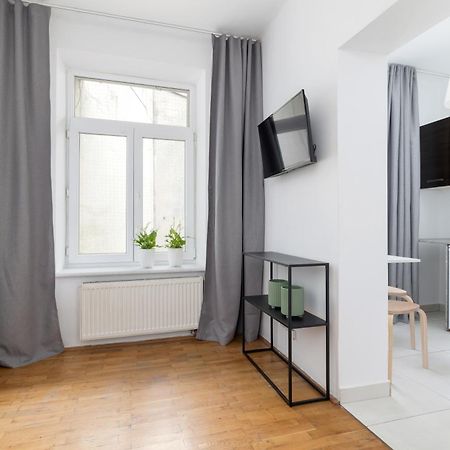 Studio Apartment With Ac - Dluga 65 Krakow Dış mekan fotoğraf